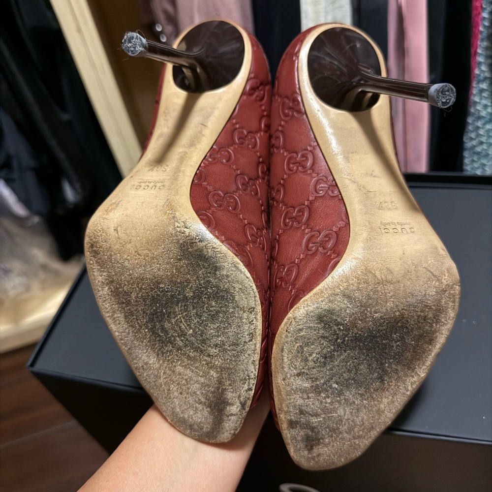 Gucci heels 38.5 - Picture 6 of 8